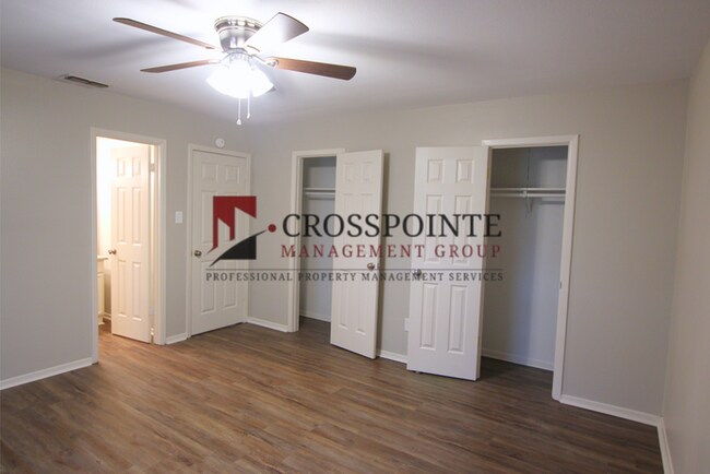 Building Photo - Coming Soon! 3 Bedroom, 2 Bathroom Duplex in South Tyler! Tour Today!