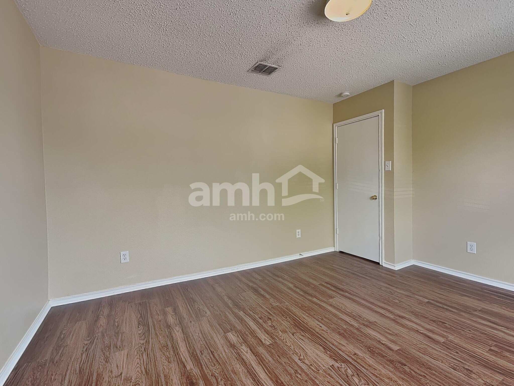 Building Photo - 3332 Chapel Ridge Way