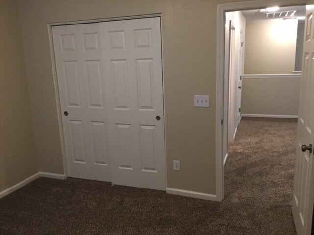 Building Photo - 5013 Springdale Dr