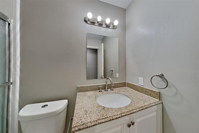 Building Photo - 8538 Sparkling Springs Dr