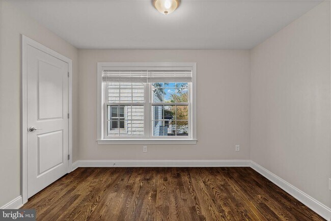 Building Photo - 303 Witherspoon St