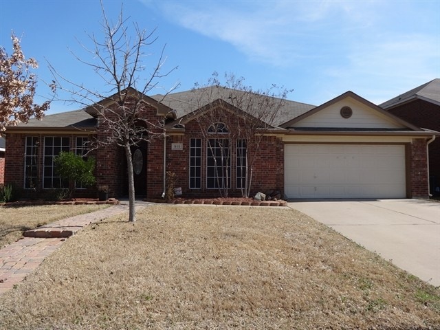 Primary Photo - 915 Hidden Oaks Dr