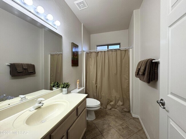 Building Photo - 655 W Vistoso Highlands Dr