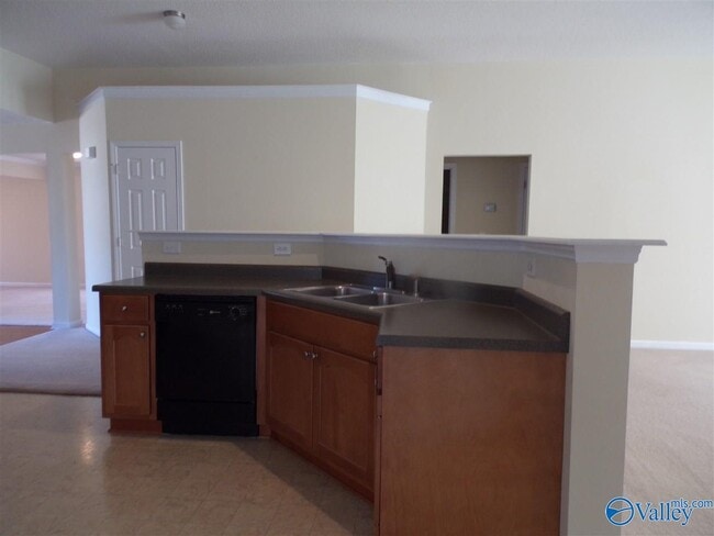 Building Photo - 4816 SE Brownston Ct
