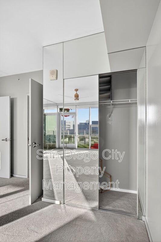 Building Photo - 321 Tenth Ave