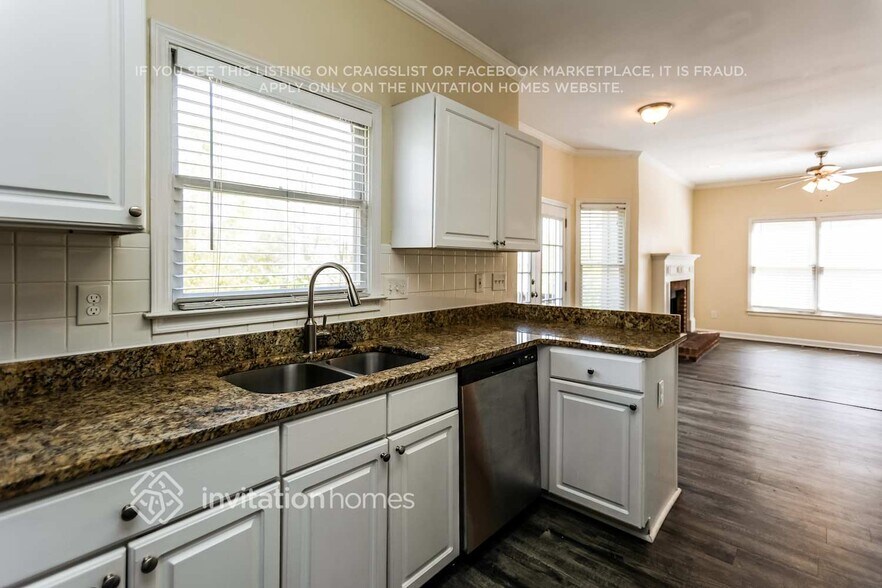 Building Photo - 938 Leeds Castle Way