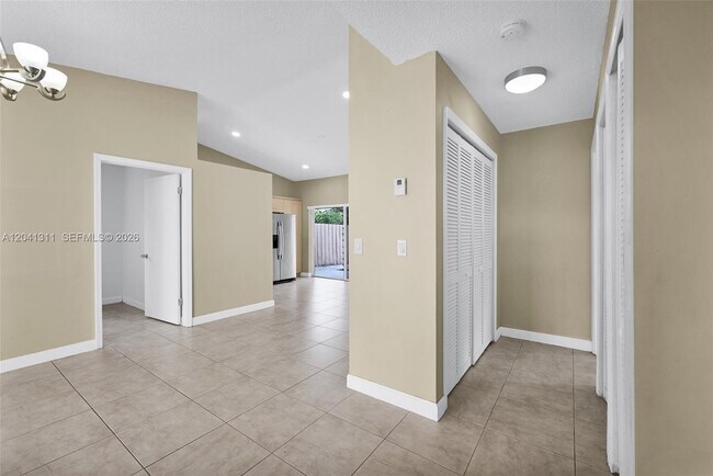 Building Photo - 4471 SW 138th Ct