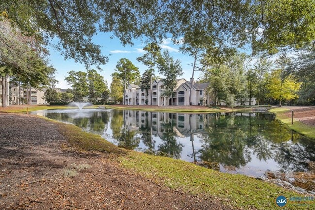 Building Photo - 1BR / 1BA Condo in Gated Summer House Comm...