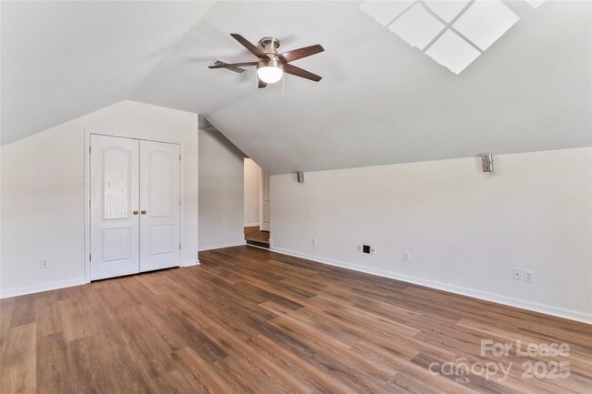 Building Photo - 2003 Red Carpet Ct