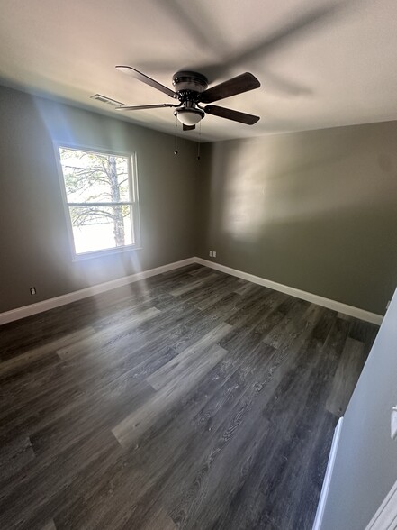 Master Bedroom - 1609 Summergate Pkwy