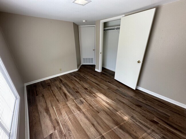 Building Photo - 15930 Hwy 64 E