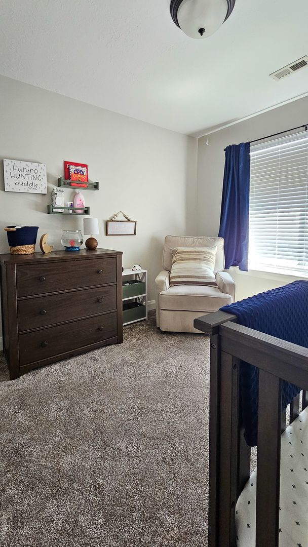 Building Photo - Summerfield Townhome