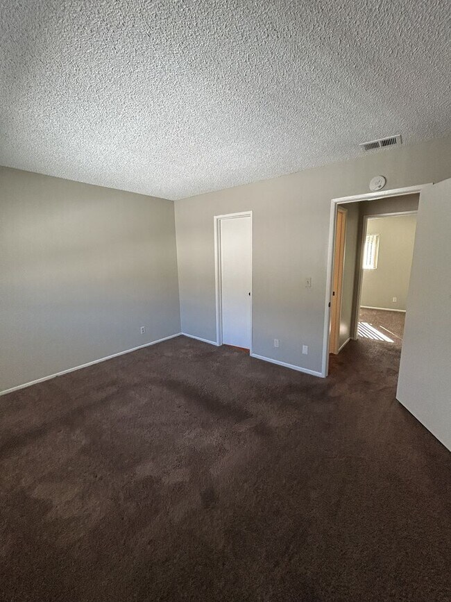 Building Photo - 3153 Triumph Ln