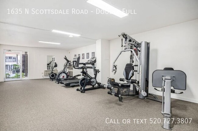 Building Photo - 1635 N Scottsdale Rd