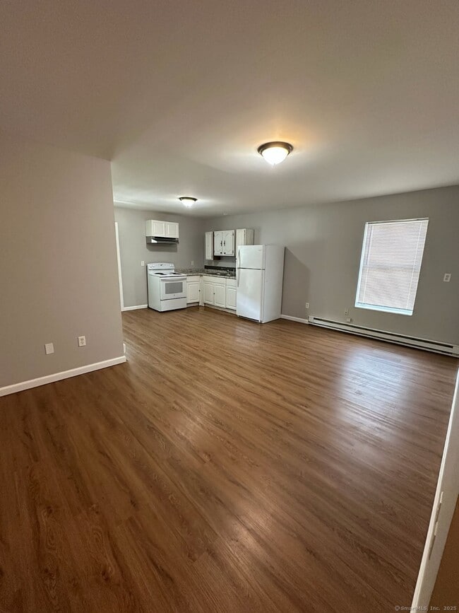 Building Photo - 50 Hunters Ave