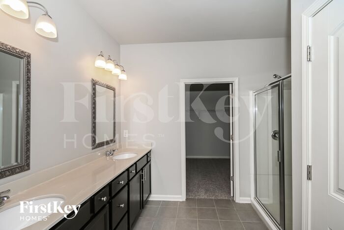 Building Photo - 1020 Creekhead Dr