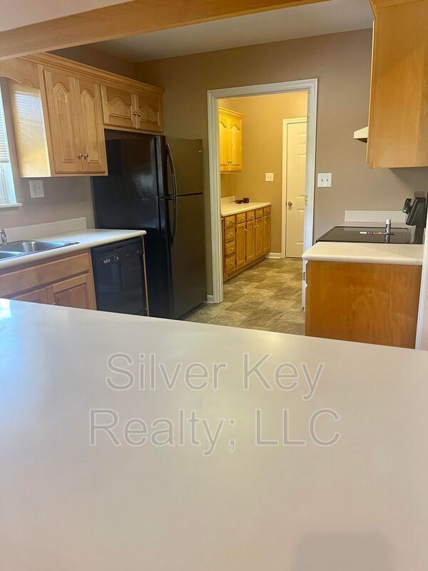 Building Photo - 127 Butler Dr