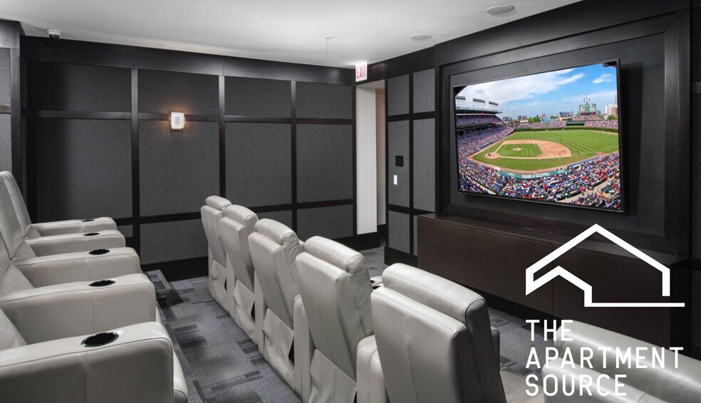 Building Photo - 469 W Huron St