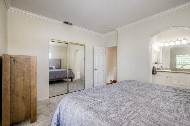 Building Photo - 3726 Mykonos Ln