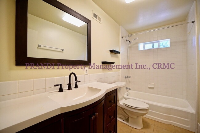 Building Photo - Central San Rafael Home with Awesome Mt. T...