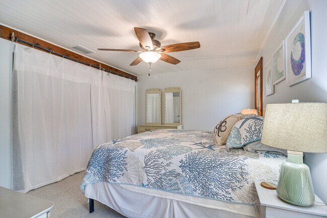 Building Photo - 2360 Willow Tree Trail