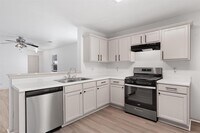 Building Photo - 16225 Hamilton Point Cir