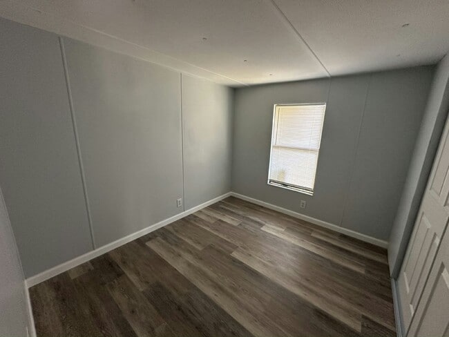 Building Photo - 130 S Suncoast Blvd