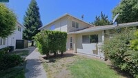 Building Photo - 1446 Del Rio Cir