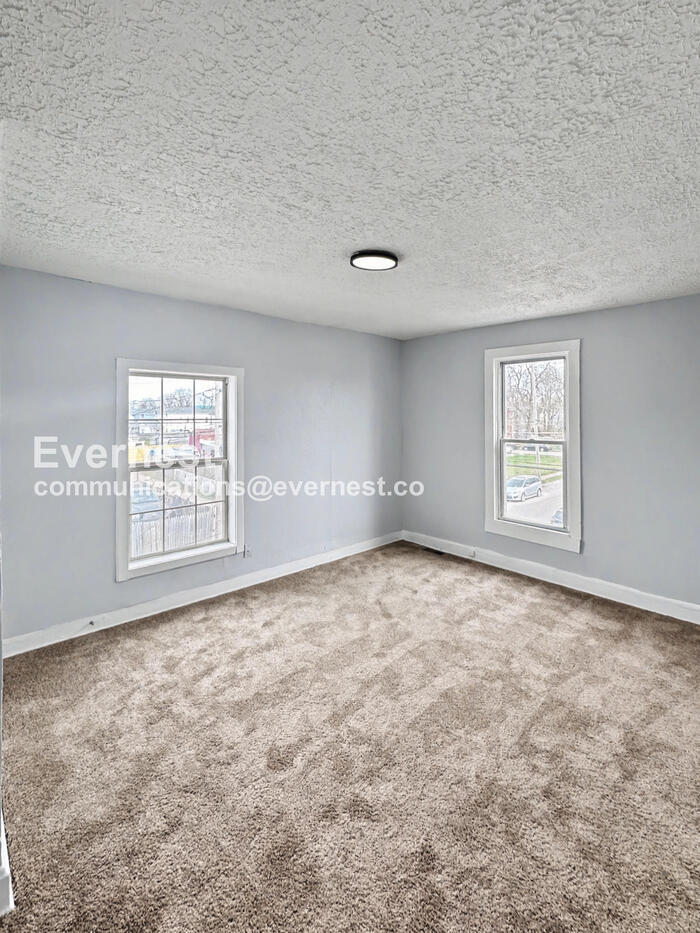 Building Photo - 1393 Cable Ave