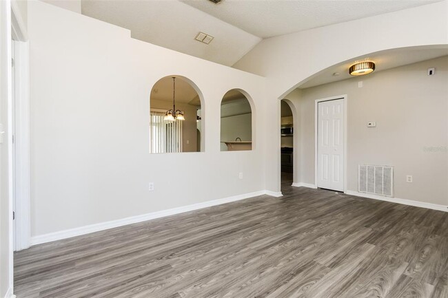Building Photo - 210 Dalton Dr