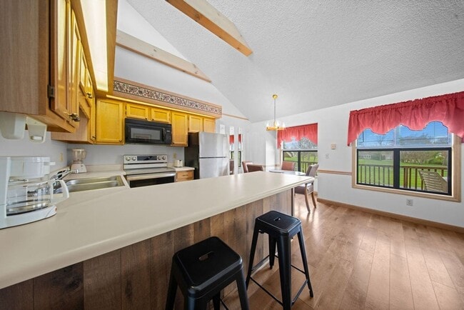 Building Photo - 8005 Cherokee Trail