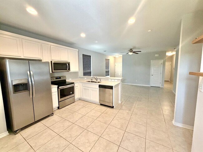 Building Photo - 312 Ancellotta Wy
