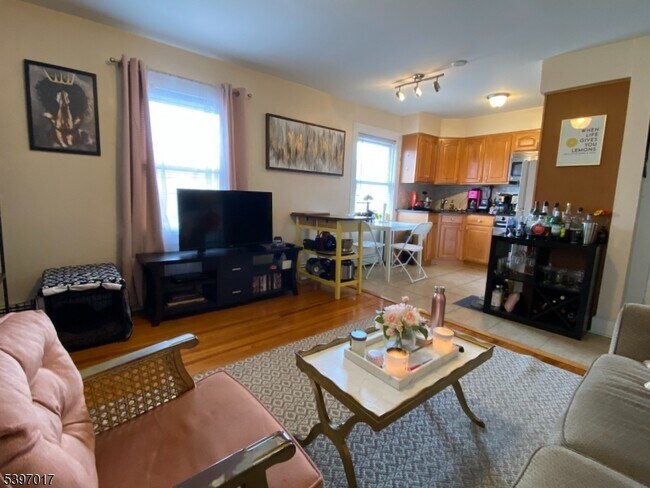 Primary Photo - 26 Alexander Ave