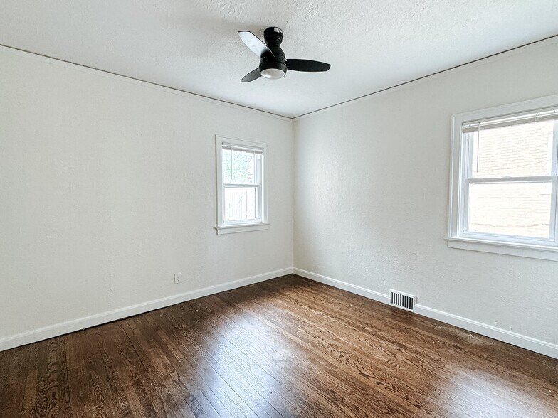 Building Photo - 2331 N 54th St