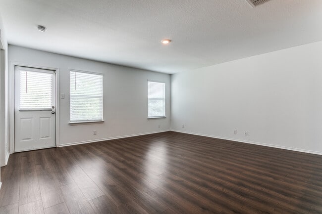Building Photo - 5518 Salado Falls