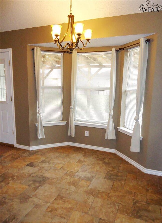 Building Photo - 6018 Van Dorn Dr