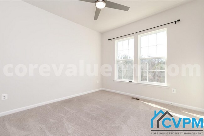 Building Photo - 2535 Debert Cir