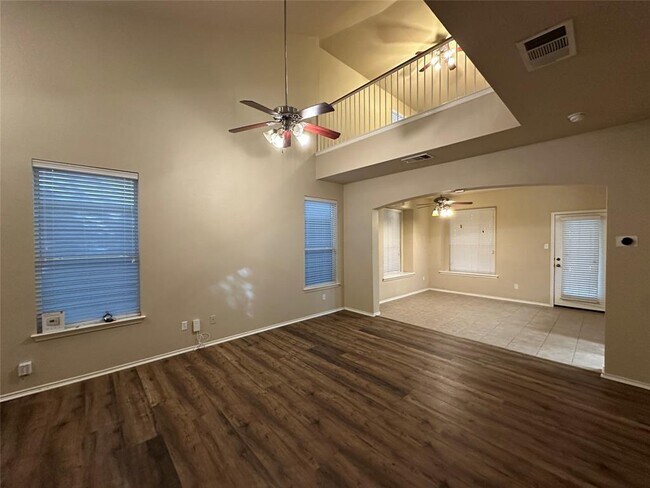 Building Photo - 10214 Maydelle Dr