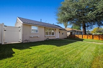 Building Photo - 17434 Saticoy St