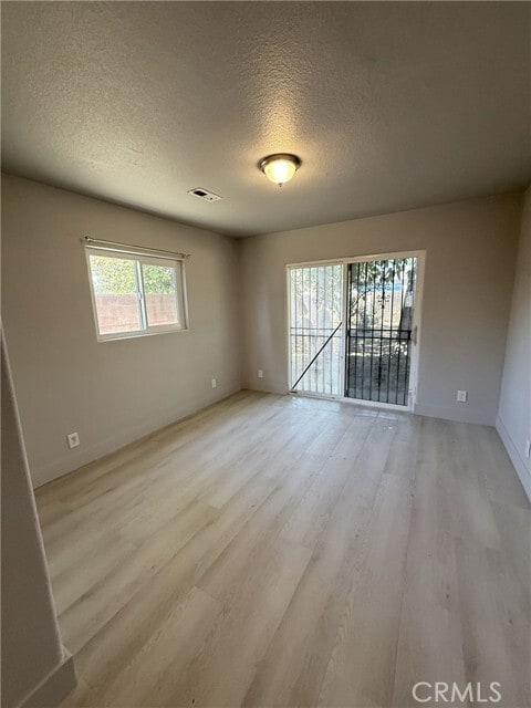 Building Photo - 1113 S Virlee St