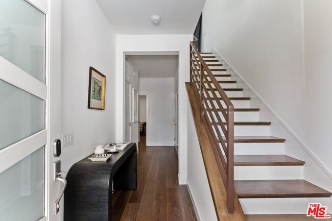 Building Photo - 1902 Liberty Ct