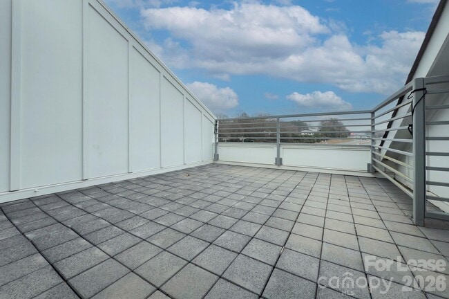 Building Photo - 2737 Shenandoah Ave