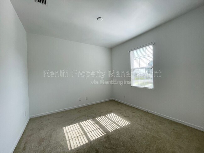 Building Photo - 1622 SW 16th Ct