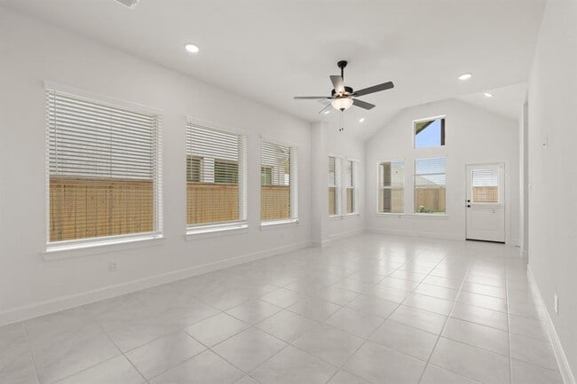Building Photo - 22007 Silk Pad Ct
