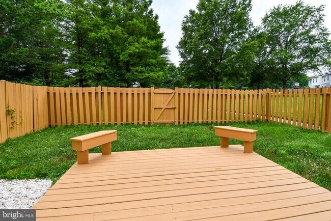 Building Photo - 6125 Trident Ln
