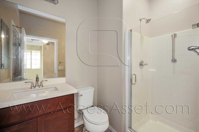 Building Photo - Say Hello to Your New Canyon Hills Home! Amazing 4 Bed/4 Bath Home!