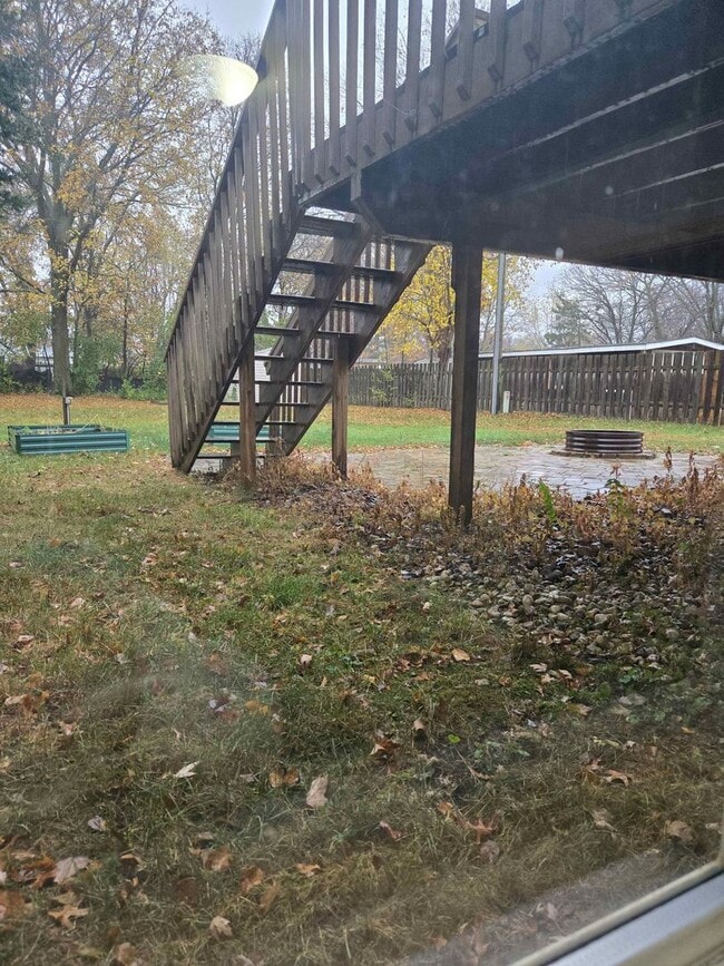 Building Photo - 2623 Edgewood Ln