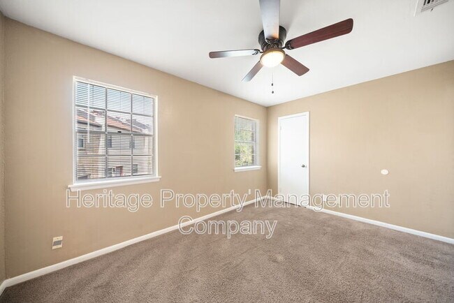 Building Photo - 6427 Wurzbach Rd