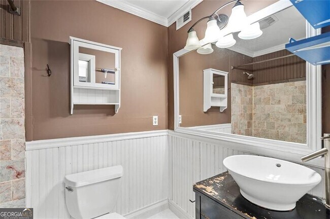 Building Photo - 2045 Brian Way