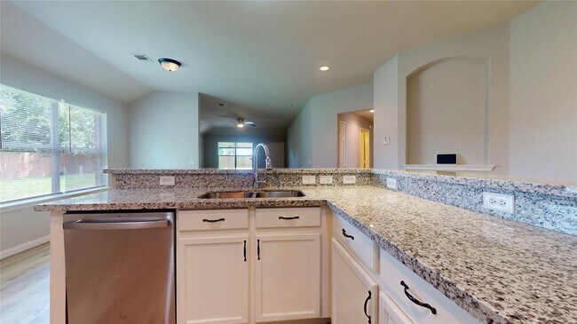 Building Photo - 1103 Sun Prairie Dr